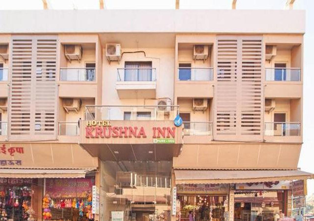 تريمباك Hotel Krushna Inn المظهر الخارجي الصورة